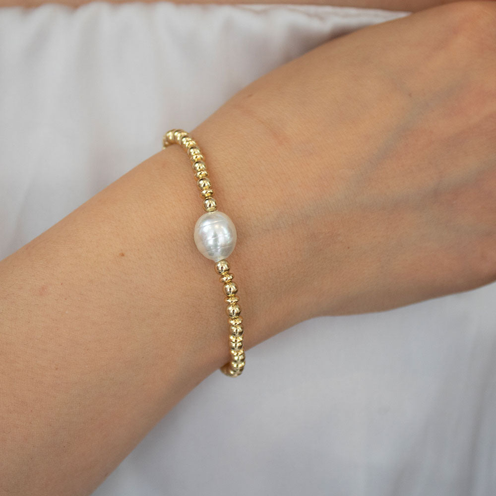 Gold Plated Isla Large Pearl Beaded Bracelet