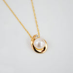 Load image into Gallery viewer, 9ct Gold Freshwater Pearl CZ Swirl Necklace