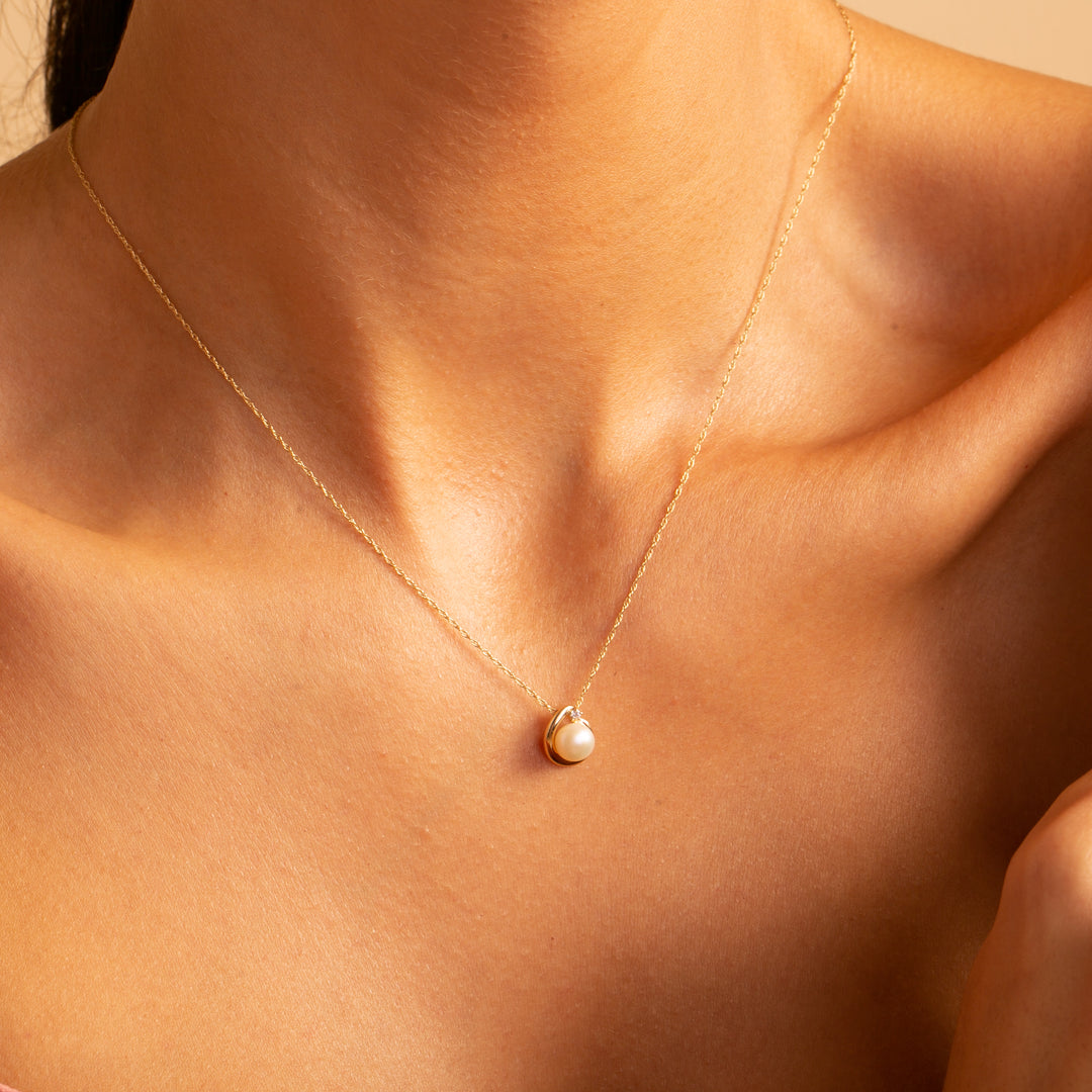 9ct Gold Freshwater Pearl CZ Swirl Necklace