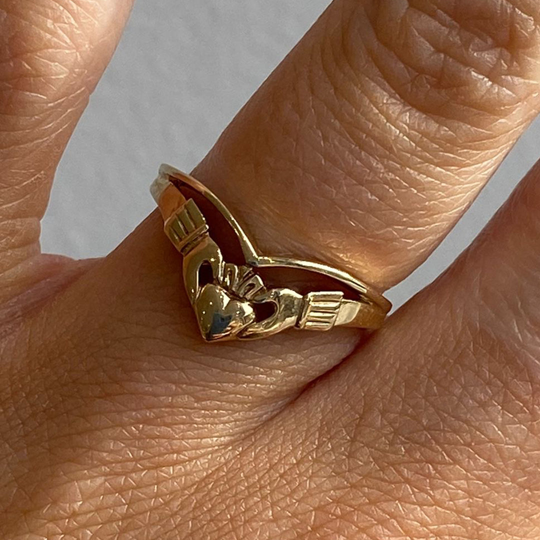 10ct Gold Wishbone Ava Claddagh Ring