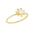 Load image into Gallery viewer, 9ct Gold Daisy Pearl Ring
